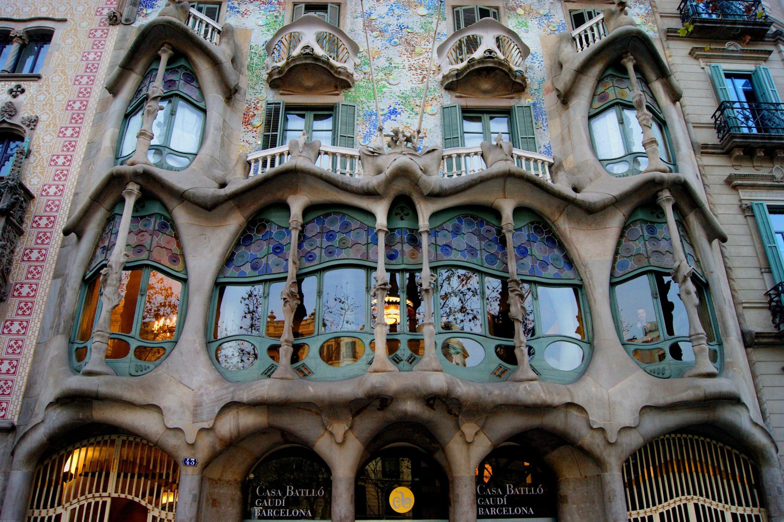 Descubre La Impresionante Casa Batlló De Barcelona Y Su Belleza En 2023 4500